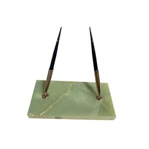 Schaeffer white dot fountain pen and ballpoint pen set on green Onyx base